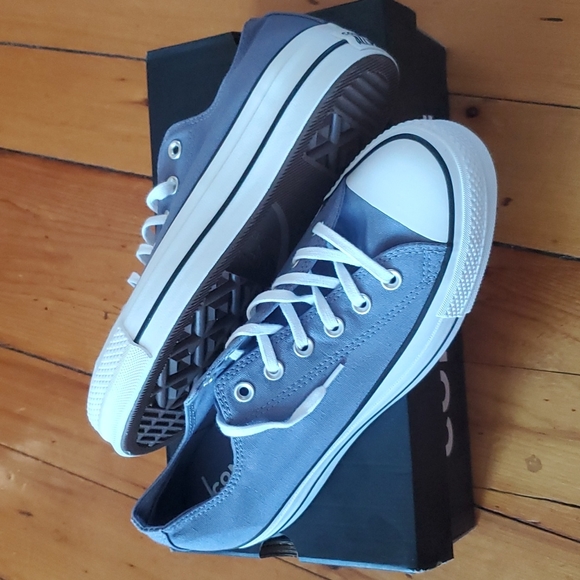 Converse Chuck Taylor All Star Lift Platform Sneakers - Picture 1 of 4